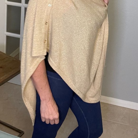 Lilly Pulitzer Cashmere Poncho Wrap Sweater - Picture 4 of 9